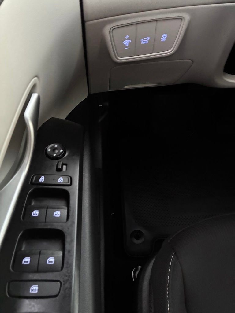 Certified 2024 Hyundai Tucson SEL AWD/4WD image 31