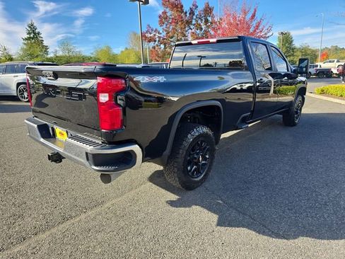 Certified 2024 Chevrolet Silverado 3500 LT image 6