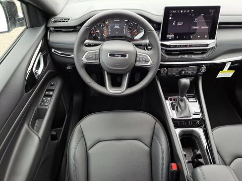 New 2026 Jeep Compass Limited AWD/4WD image 8
