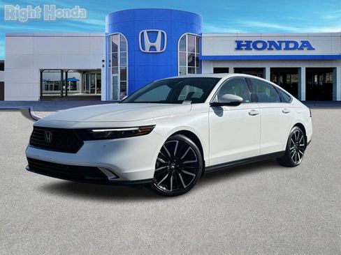 Certified 2024 Honda Accord Touring image 2