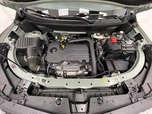 Used 2025 Chevrolet Equinox LT AWD/4WD image 16