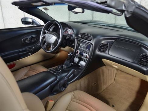 Used 2003 Chevrolet Corvette Convertible w/ Preferred Equipment Group1 image 23