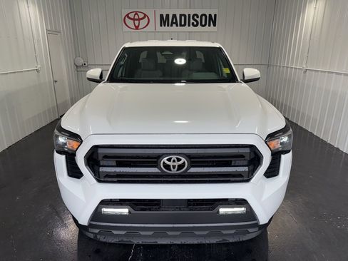 New 2026 Toyota Tacoma SR5 AWD/4WD image 5