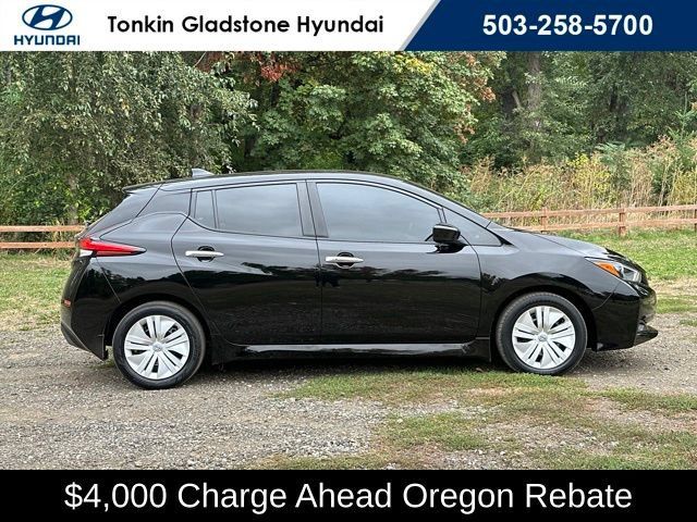 Used 2025 Nissan Leaf S FWD image 10