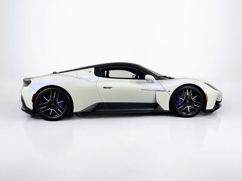 Used 2023 Maserati MC20 Coupe RWD image 4