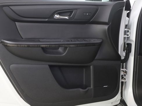 Used 2017 GMC Acadia Limited SLT image 22