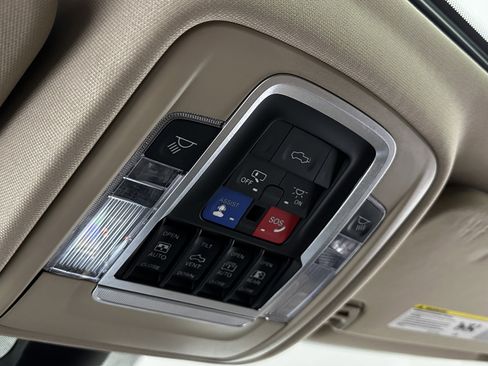 Used 2020 RAM 1500 Limited image 22