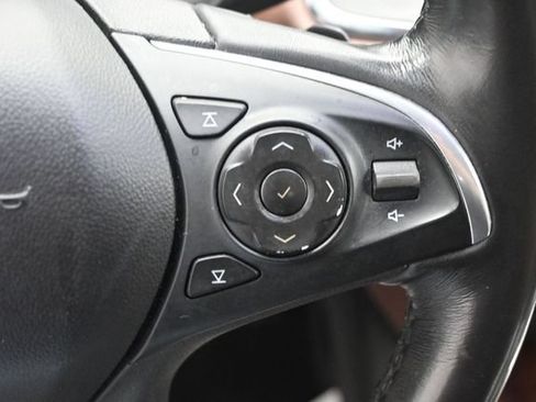 Used 2019 Buick Enclave Avenir w/ Avenir Technology Package AWD/4WD image 14