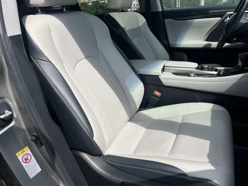 Used 2019 Lexus RX 350 FWD w/ Accessory Package image 29