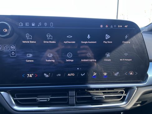 New 2026 Chevrolet Equinox EV LT AWD/4WD image 25