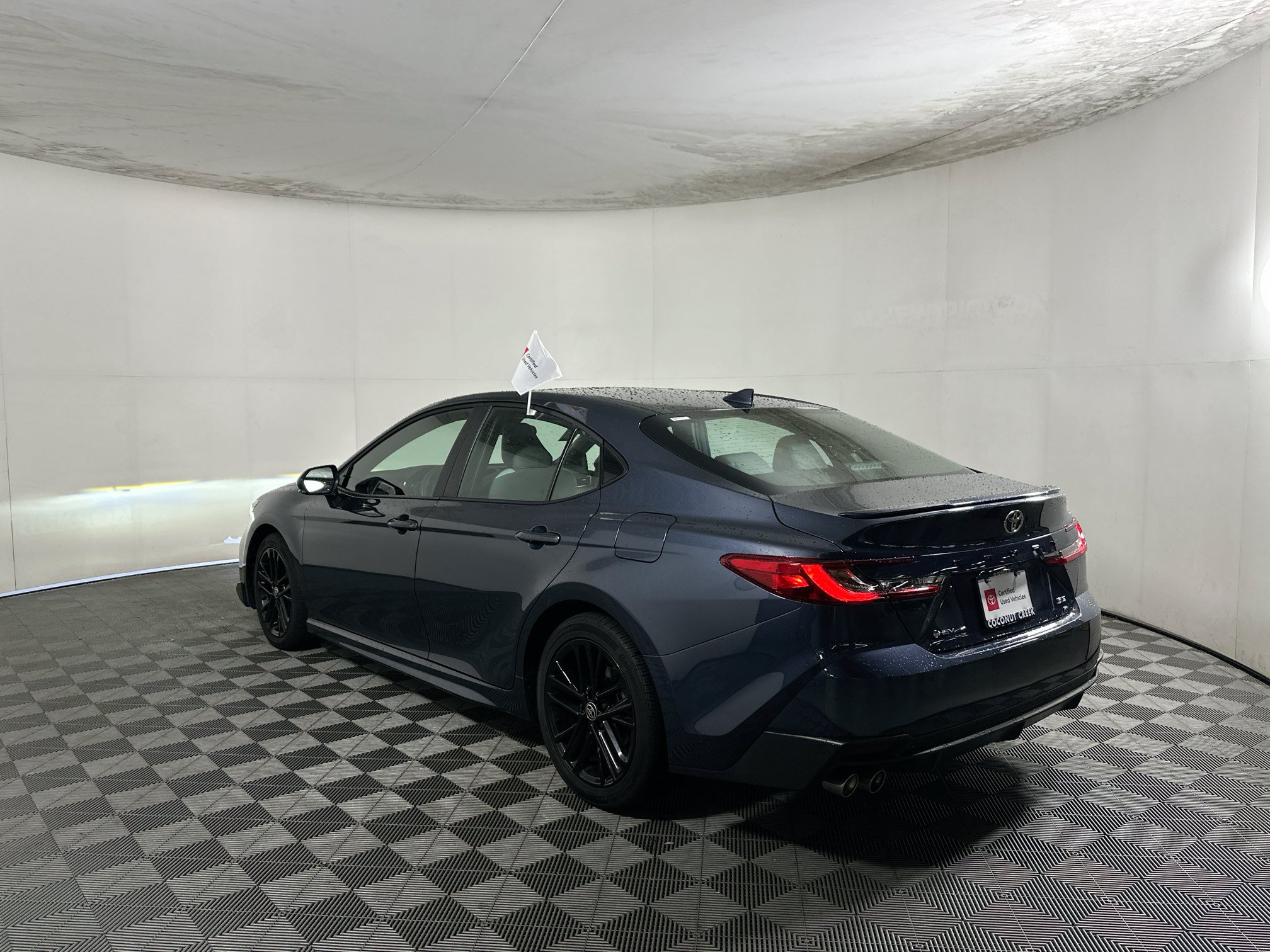 Certified 2026 Toyota Camry SE FWD image 5