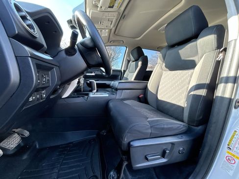 Used 2018 Toyota Tundra SR5 image 22