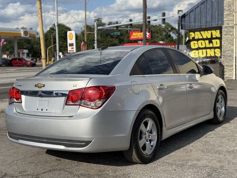 Used 2016 Chevrolet Cruze LT w/ RS Package FWD image 5