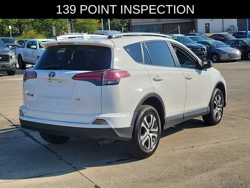 Used 2016 Toyota RAV4 LE FWD image 4