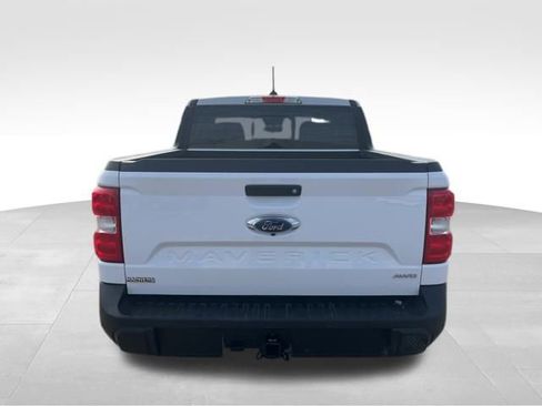 Used 2024 Ford Maverick Lariat image 5