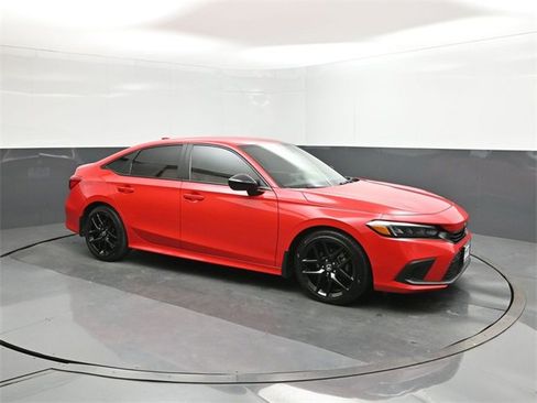 Used 2023 Honda Civic Sport image 17