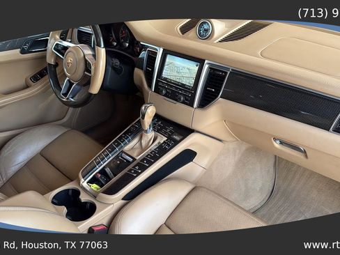 Used 2015 Porsche Macan Turbo AWD/4WD image 49