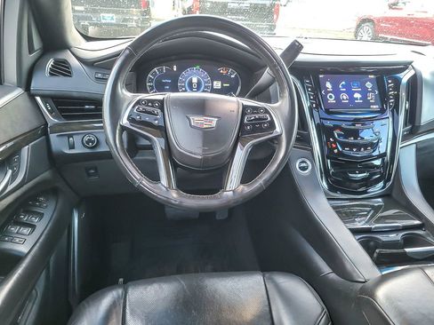 Certified 2017 Cadillac Escalade Platinum image 14