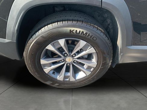 Certified 2025 Chevrolet Equinox LT FWD image 25