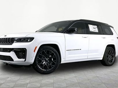 New 2026 Jeep Grand Cherokee L Summit w/ Obsidian Package