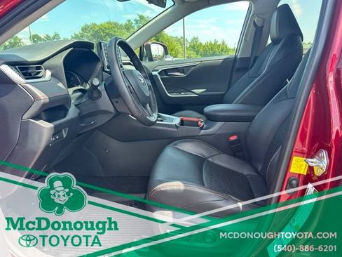 Used 2022 Toyota RAV4 Adventure AWD/4WD image 10