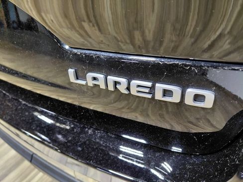 Used 2025 Jeep Grand Cherokee Laredo X w/ Luxury Tech Group I AWD/4WD image 24