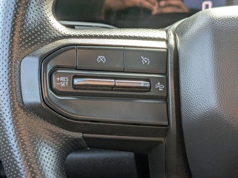 Used 2023 Chevrolet Colorado Trail Boss w/ Technology Package image 21