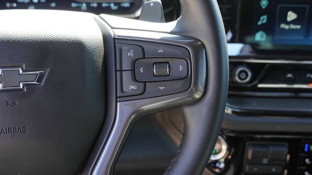 Used 2024 Chevrolet Silverado 1500 ZR2 w/ Technology Package AWD/4WD image 29