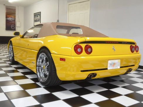 Used 1998 Ferrari F355 Spider RWD image 11