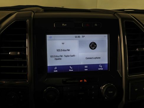 Used 2019 Ford F150 XLT w/ Equipment Group 302A Luxury AWD/4WD image 28