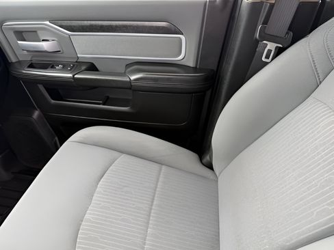 Used 2019 RAM 2500 Big Horn AWD/4WD image 28