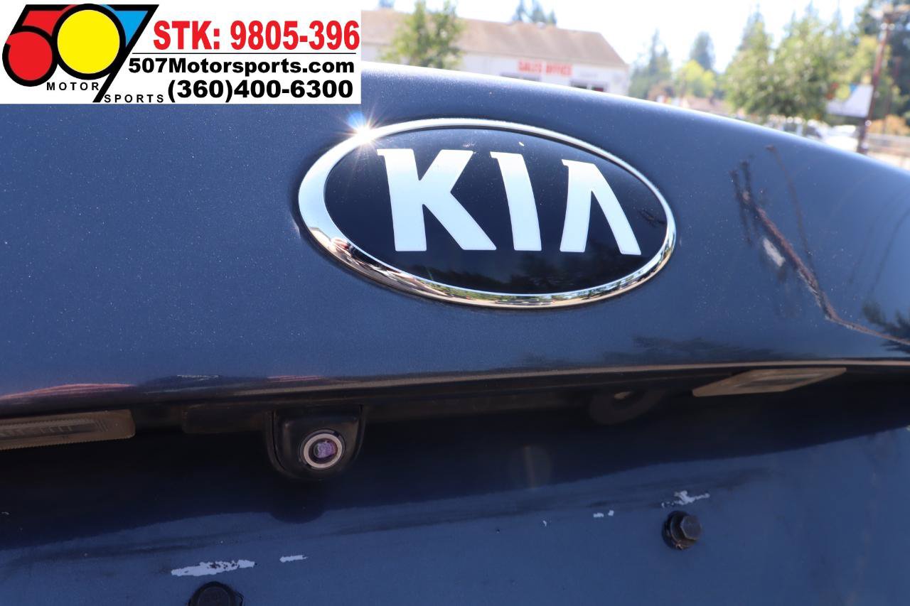 Used 2017 Kia Optima LX w/ Option Group 014 FWD image 14