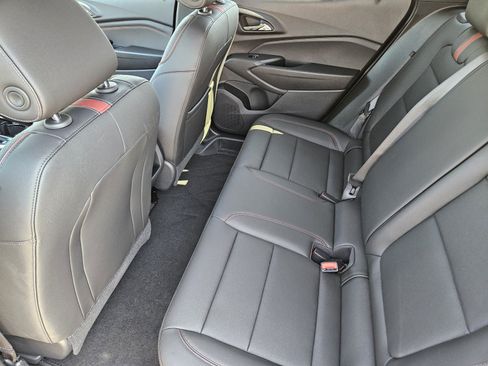 New 2026 Chevrolet Trax RS w/ Sunroof Package FWD image 20