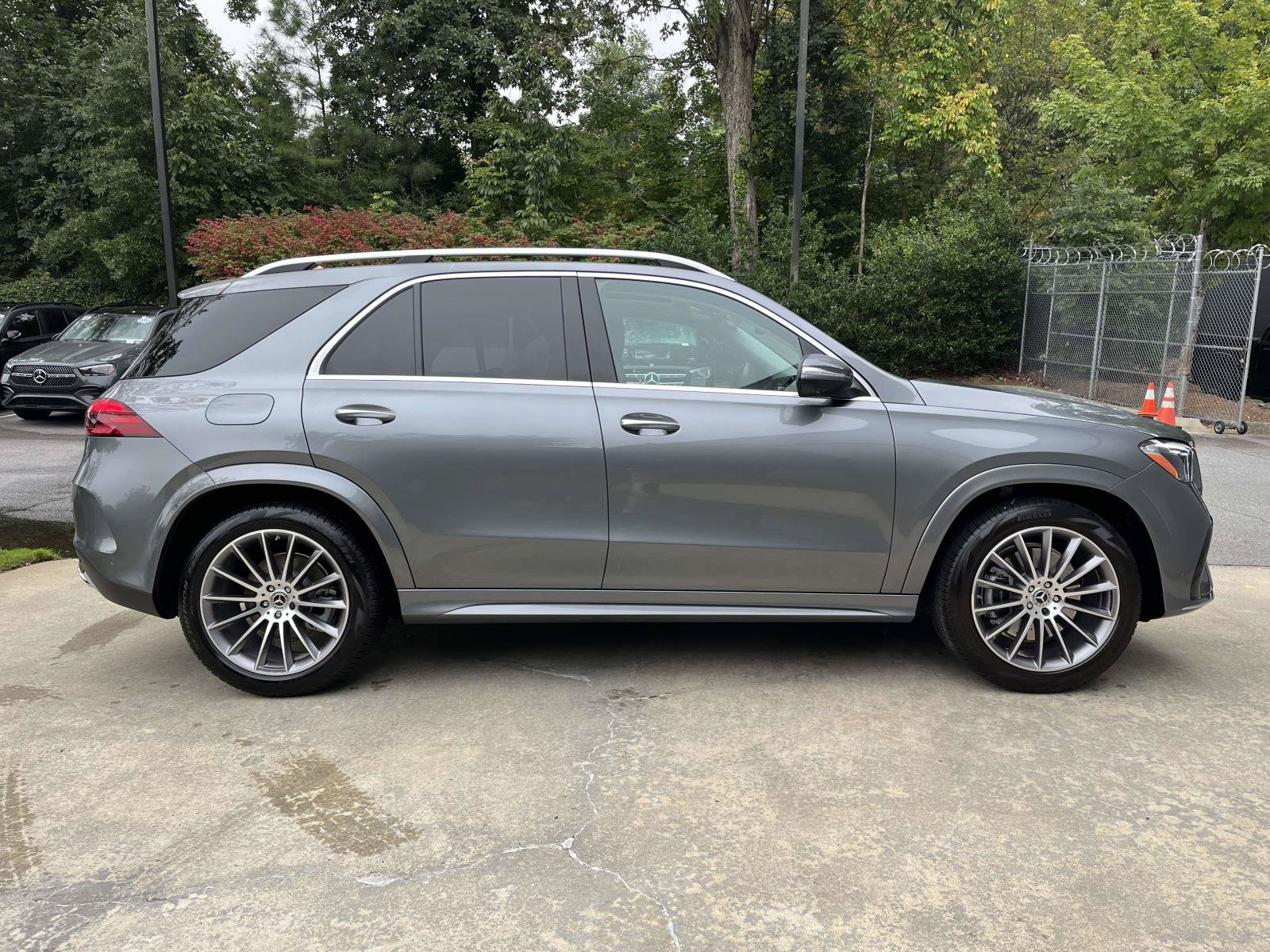 Certified 2025 Mercedes-Benz GLE 350 4MATIC image 6