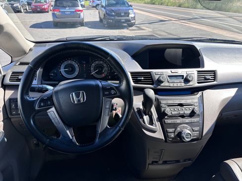 Used 2012 Honda Odyssey Touring image 8