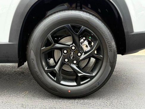 New 2026 Chevrolet Trax LT FWD image 16