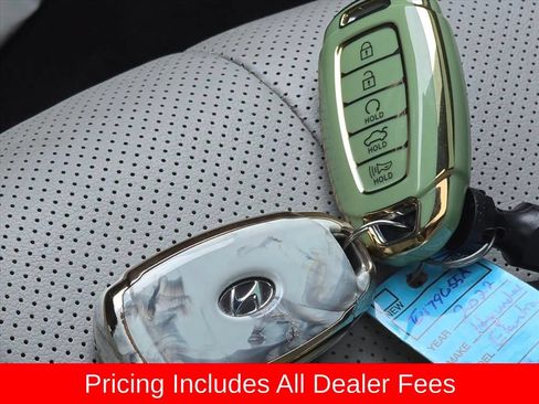Used 2022 Hyundai Elantra Limited FWD image 21