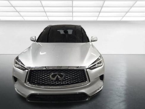 Used 2019 INFINITI QX50 Essential w/ Premium Audio Package image 10