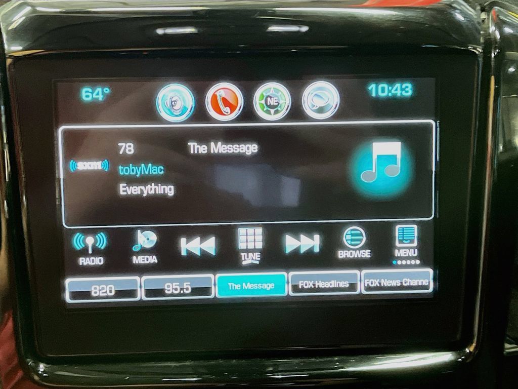 Used 2019 Chevrolet Traverse LT AWD/4WD image 14