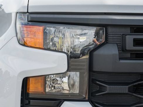 Used 2023 Chevrolet Silverado 1500 Custom AWD/4WD image 16