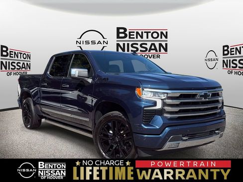 Used 2023 Chevrolet Silverado 1500 High Country w/ High Country Premium Package AWD/4WD image 1