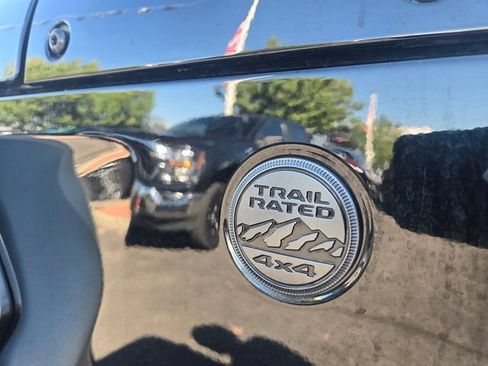 Used 2025 Jeep Wrangler Unlimited Sport AWD/4WD image 9