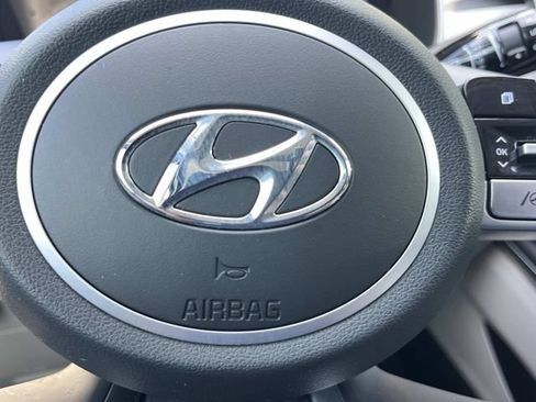 Used 2024 Hyundai Tucson SEL AWD/4WD image 33