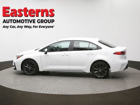 Used 2025 Toyota Corolla SE image 60