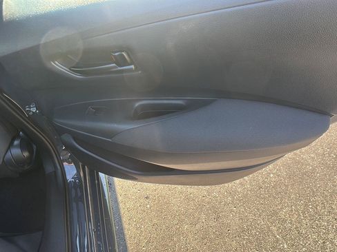 Used 2024 Toyota Corolla LE FWD image 18