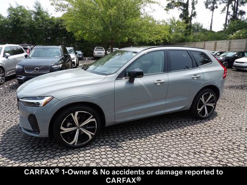 Certified 2025 Volvo XC60 B5 Ultra w/ Protection Package Premier AWD/4WD image 4