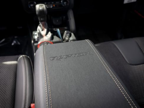 New 2026 Ford Bronco Raptor AWD/4WD image 40