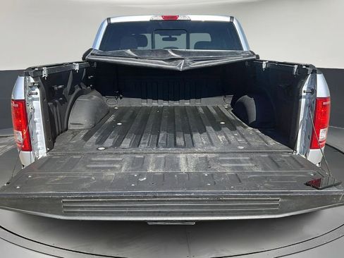 Used 2017 Ford F150 XLT w/ Equipment Group 302A Luxury image 7