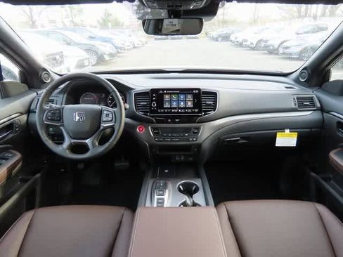 New 2025 Honda Ridgeline RTL image 16