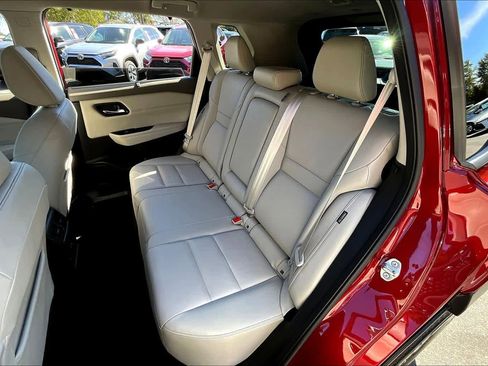 Used 2022 Nissan Rogue SL w/ SL Premium Package image 20